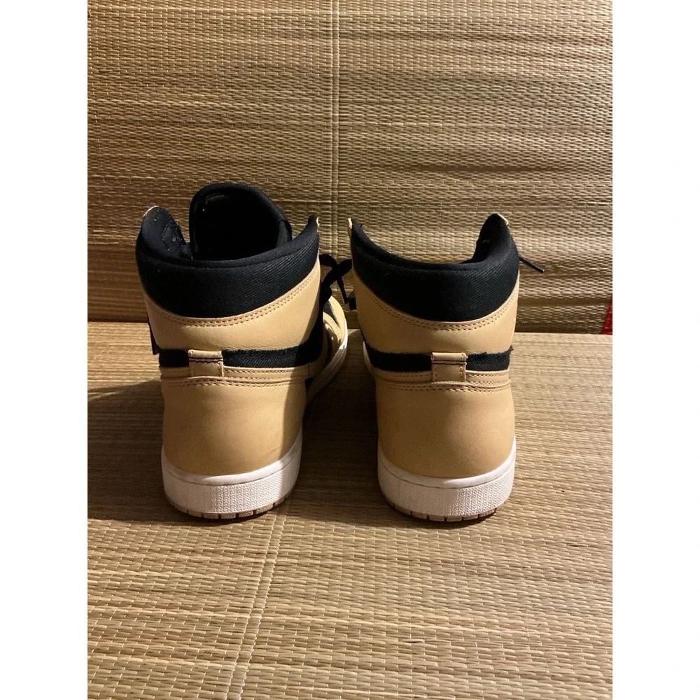 Jordan Air Jordan 1 Retro High OG Heirloom US 11 1/2 EU 45.5 555088 202